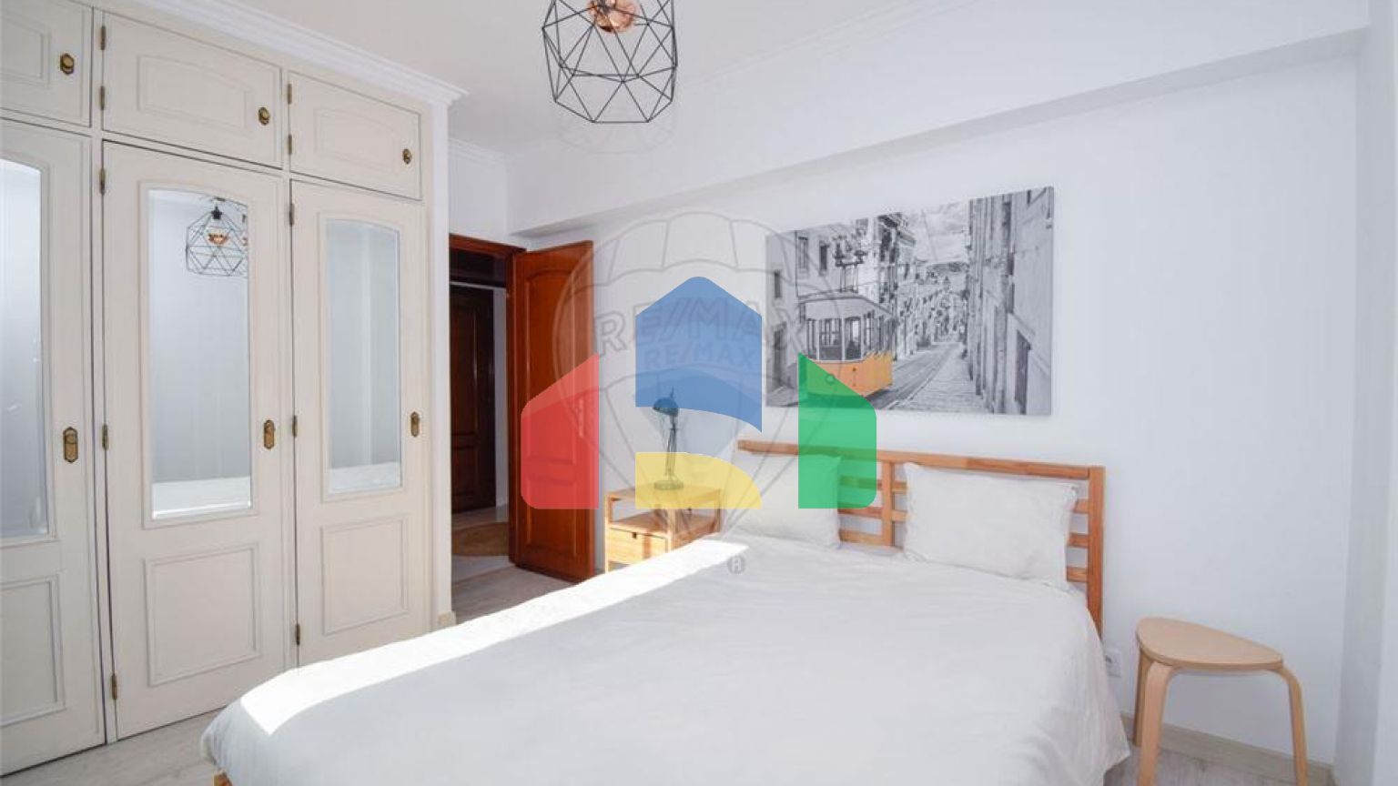 Residential - Condo/Apartment - T1 - Cacém e São Marcos, Sintra - PT