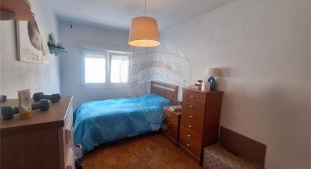Residential - Condo/Apartment - T2 - Cacém e São Marcos, Sintra - PT