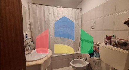 Residential - Condo/Apartment - T2 - Cacém e São Marcos, Sintra - PT