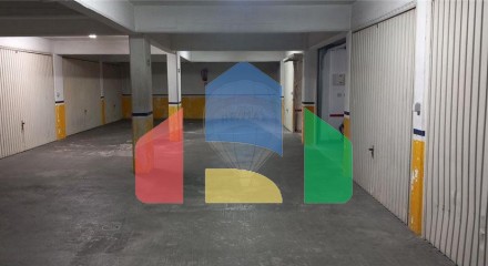 Residential - Garage - Cacém e São Marcos, Sintra - PT