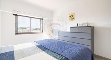 Residential - Condo/Apartment - T2 - Cacém e São Marcos, Sintra - PT