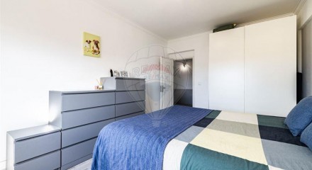 Residential - Condo/Apartment - T2 - Cacém e São Marcos, Sintra - PT