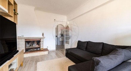 Residential - Condo/Apartment - T2 - Cacém e São Marcos, Sintra - PT