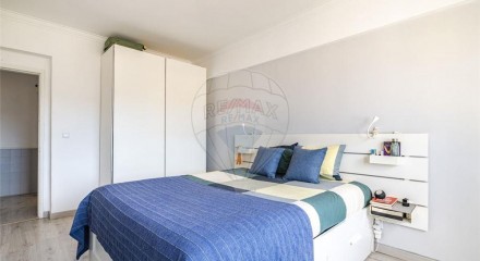 Residential - Condo/Apartment - T2 - Cacém e São Marcos, Sintra - PT