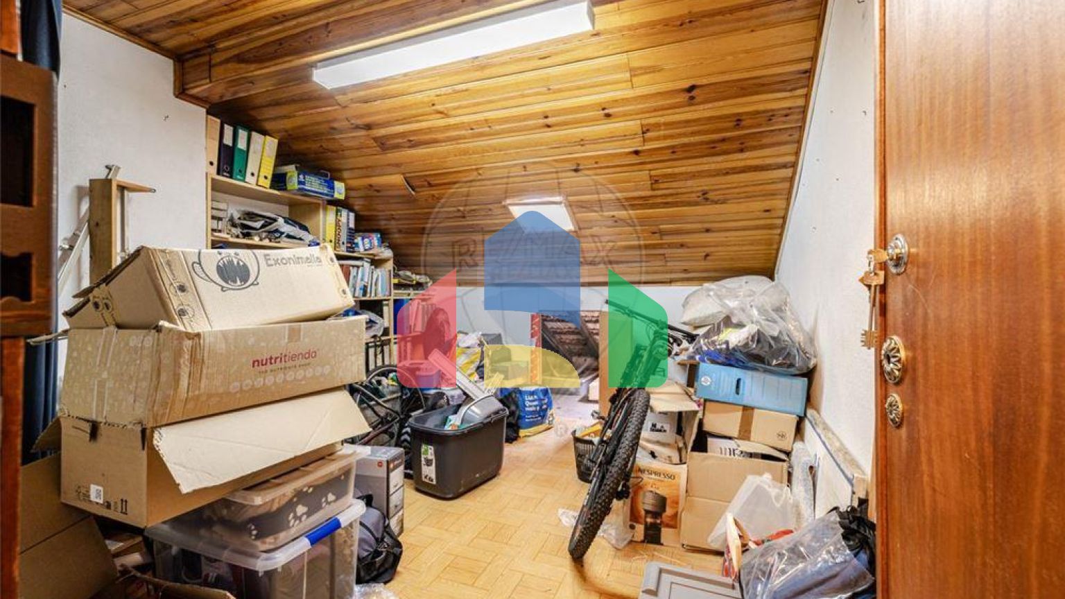 Residential - Condo/Apartment - T2 - Cacém e São Marcos, Sintra - PT