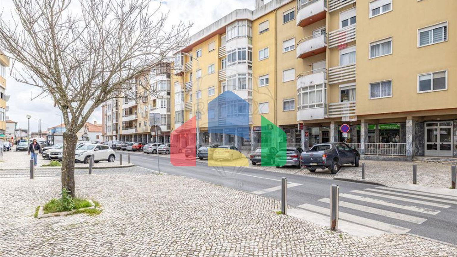 Residential - Condo/Apartment - T2 - Cacém e São Marcos, Sintra - PT