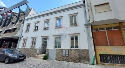 Residential - Condo/Apartment - T2 - Alcobaça e Vestiaria, Alcobaca - PT
