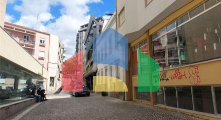 Residential - Condo/Apartment - T2 - Alcobaça e Vestiaria, Alcobaca - PT
