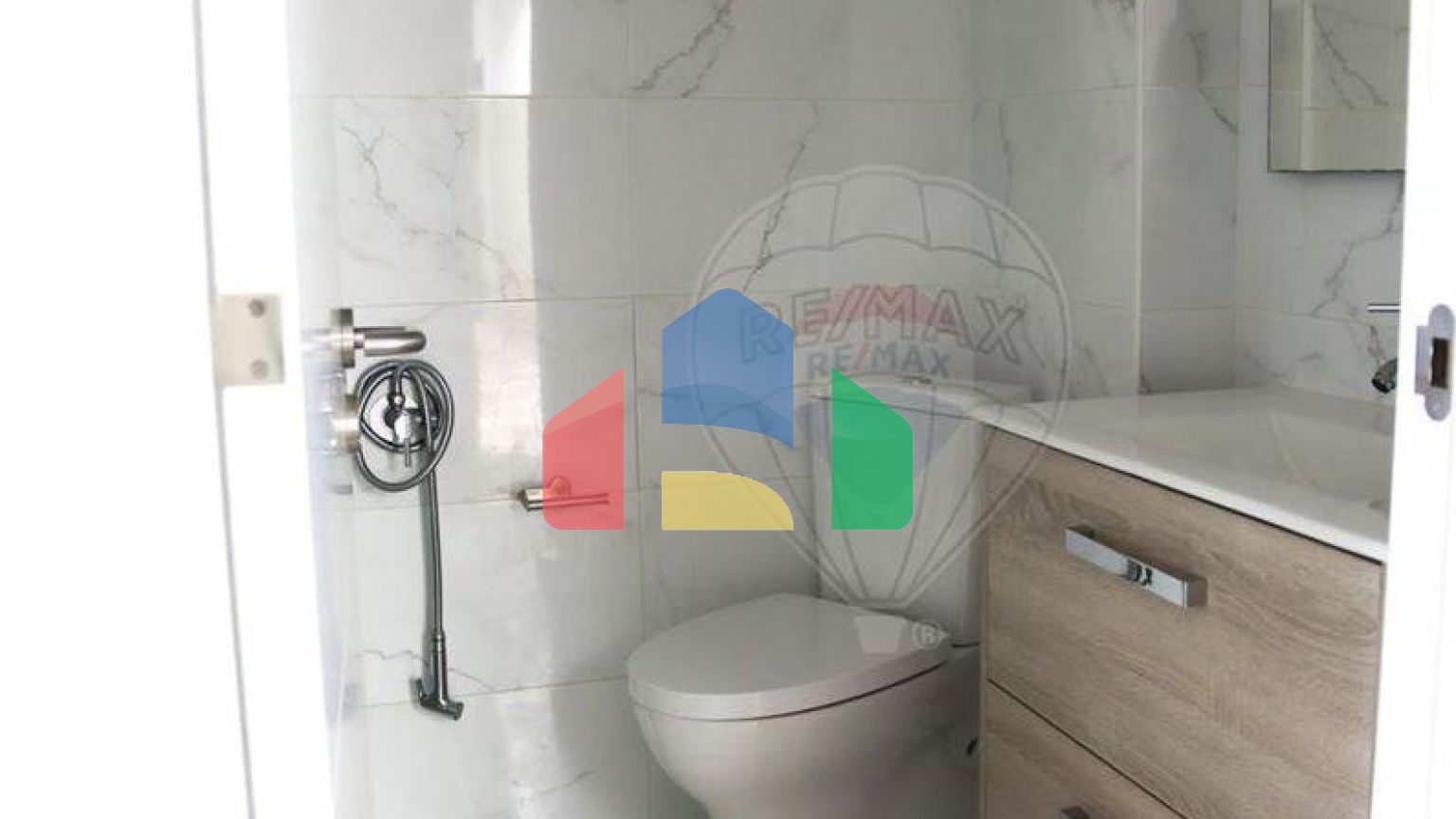 Residential - Condo/Apartment - T2 - Porto Salvo, Oeiras - PT