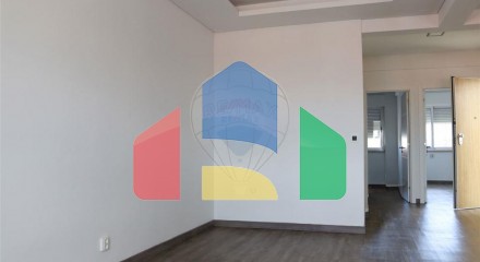 Residential - Condo/Apartment - T2 - Porto Salvo, Oeiras - PT