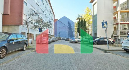 Commercial - Sale of Business - Porto Salvo, Oeiras - PT