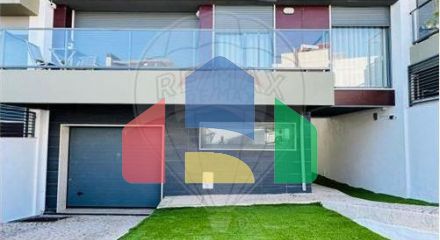 Residential - Single Family Home - T4 - Barcarena, Oeiras - PT