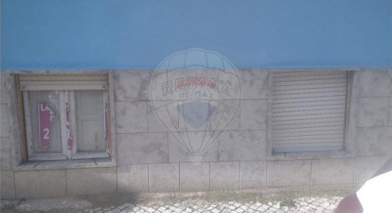 Residential - Condo/Apartment - T1 - Barcarena, Oeiras - PT