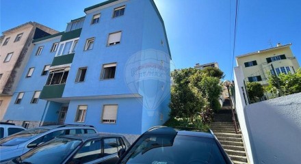 Residential - Condo/Apartment - T1 - Barcarena, Oeiras - PT