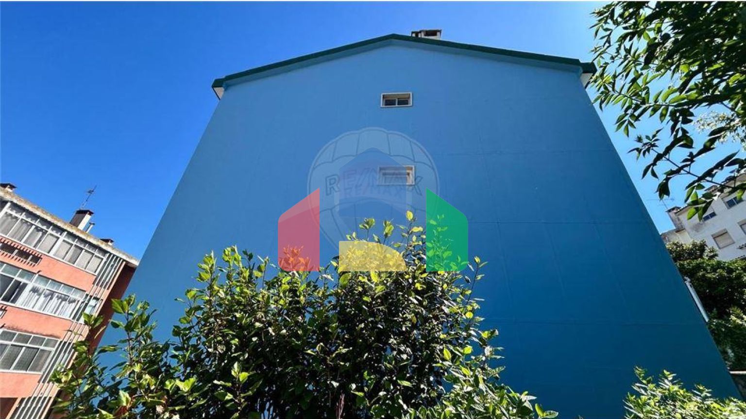 Residential - Condo/Apartment - T1 - Barcarena, Oeiras - PT