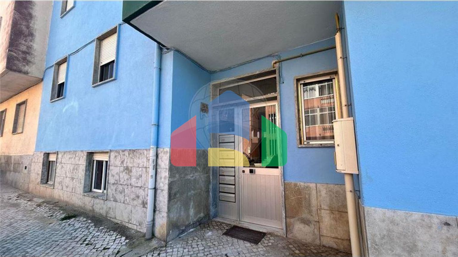 Residential - Condo/Apartment - T1 - Barcarena, Oeiras - PT