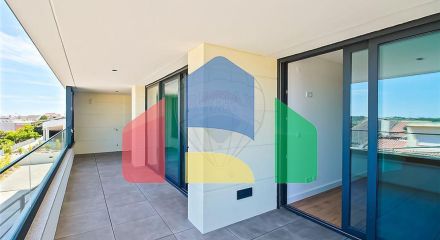 Residential - Condo/Apartment - T1 - Barcarena, Oeiras - PT