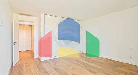 Residential - Condo/Apartment - T1 - Barcarena, Oeiras - PT