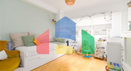 Residential - Condo/Apartment - T2 - Carnaxide e Queijas, Oeiras - PT