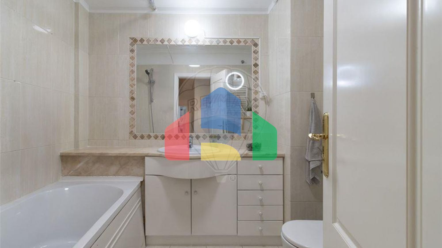 Residential - Condo/Apartment - T2 - Carnaxide e Queijas, Oeiras - PT