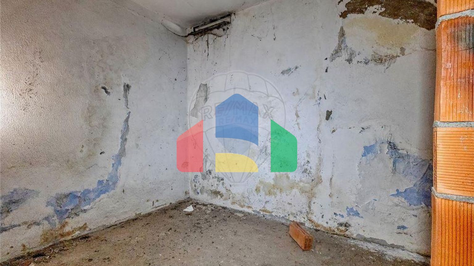 Residential - Single Family Home - T3 - Rio Tinto, Gondomar - PT