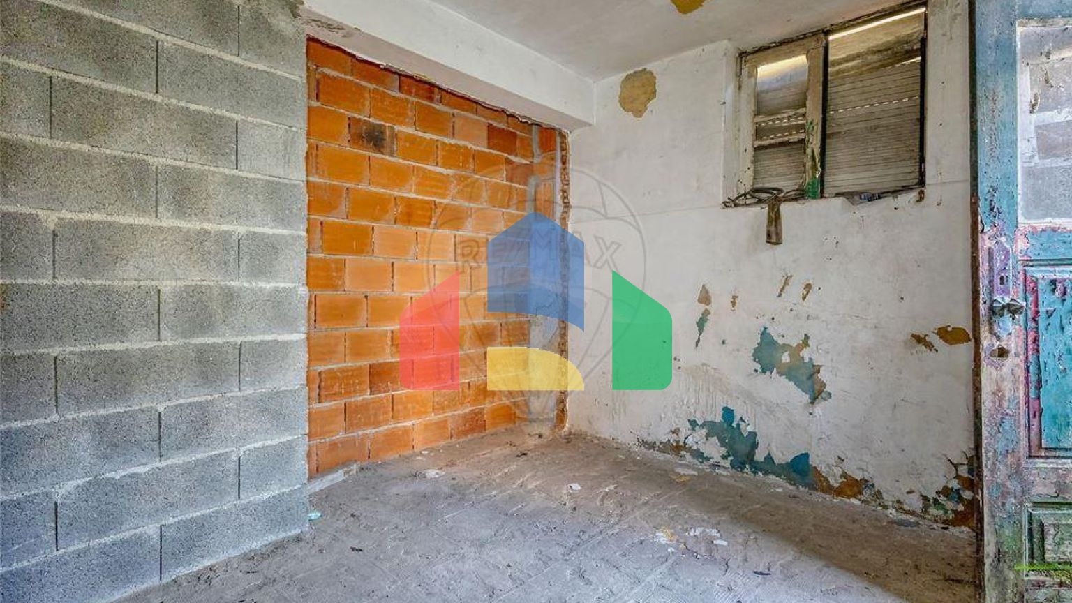 Residential - Single Family Home - T3 - Rio Tinto, Gondomar - PT