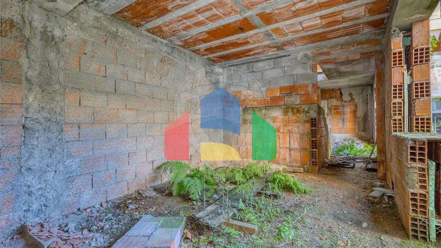 Residential - Single Family Home - T3 - Rio Tinto, Gondomar - PT