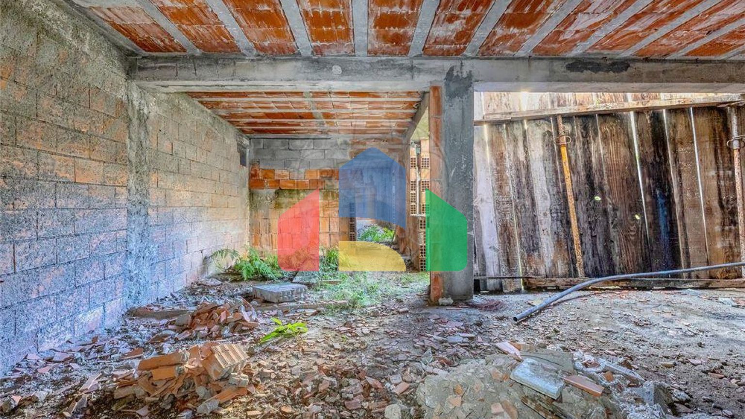 Residential - Single Family Home - T3 - Rio Tinto, Gondomar - PT