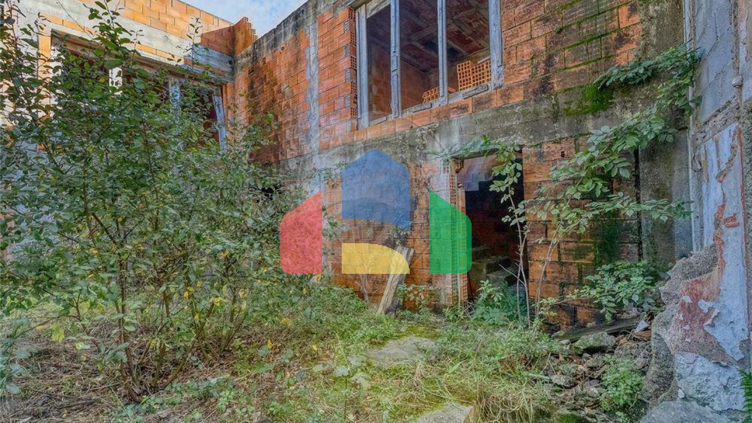 Residential - Single Family Home - T3 - Rio Tinto, Gondomar - PT