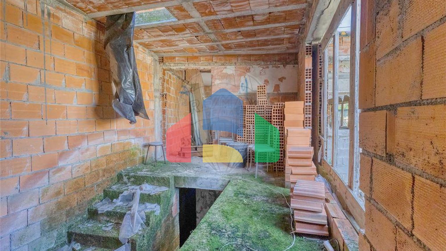 Residential - Single Family Home - T3 - Rio Tinto, Gondomar - PT