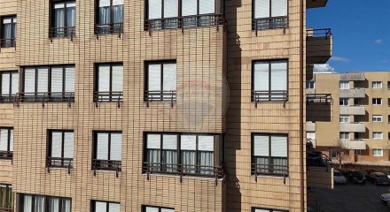 Residential - Condo/Apartment - T4 - Rio Tinto, Gondomar - PT
