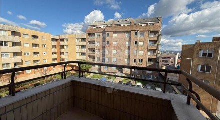 Residential - Condo/Apartment - T4 - Rio Tinto, Gondomar - PT