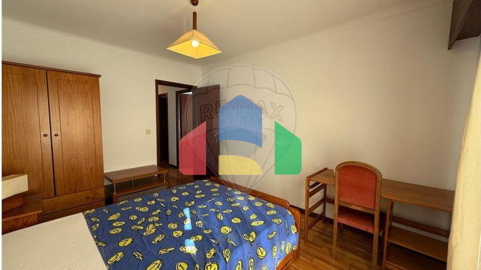 Residential - Condo/Apartment - T4 - Rio Tinto, Gondomar - PT