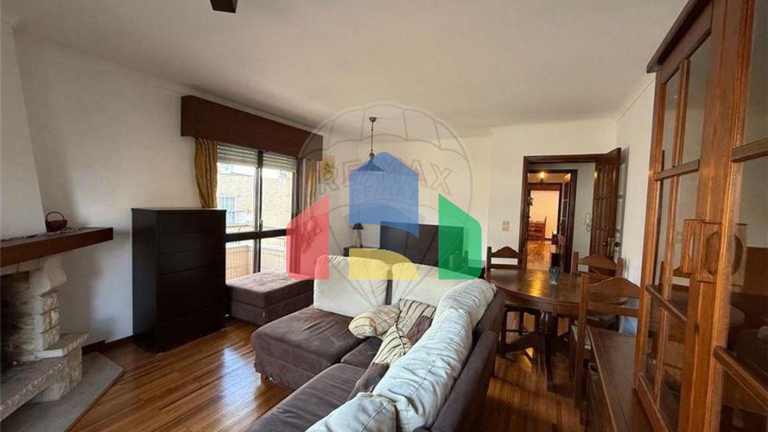 Residential - Condo/Apartment - T4 - Rio Tinto, Gondomar - PT