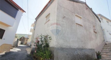 Residential - Single Family Home - T1 - Cortes do Meio, Covilha - PT