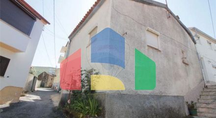 Residential - Single Family Home - T1 - Cortes do Meio, Covilha - PT