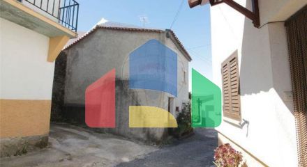 Residential - Single Family Home - T1 - Cortes do Meio, Covilha - PT