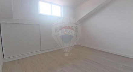 Residential - Condo/Apartment - T2 - Alpiarca, Alpiarca - PT