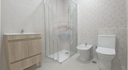 Residential - Condo/Apartment - T2 - Alpiarca, Alpiarca - PT