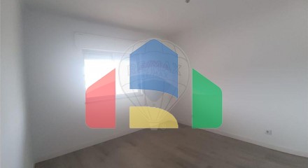 Residential - Condo/Apartment - T2 - Alpiarca, Alpiarca - PT