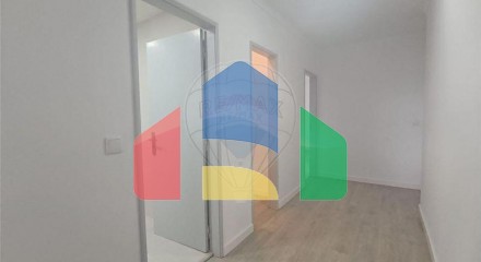Residential - Condo/Apartment - T2 - Alpiarca, Alpiarca - PT