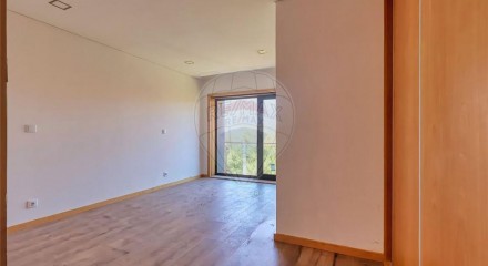 Residential - Single Family Home - T3 - Mafamude e Vilar do Paraíso, Vila Nova de Gaia - PT