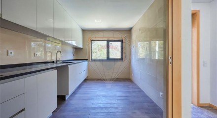 Residential - Single Family Home - T3 - Mafamude e Vilar do Paraíso, Vila Nova de Gaia - PT