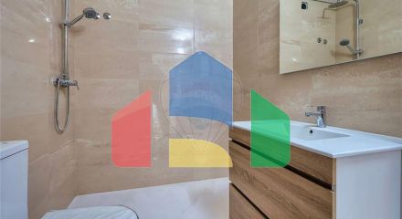 Residential - Single Family Home - T3 - Mafamude e Vilar do Paraíso, Vila Nova de Gaia - PT