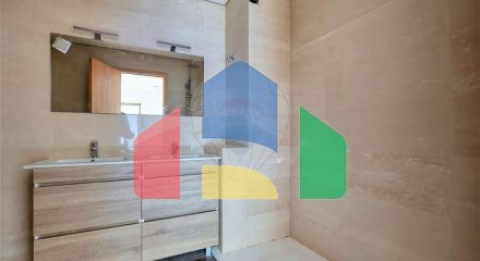 Residential - Single Family Home - T3 - Mafamude e Vilar do Paraíso, Vila Nova de Gaia - PT