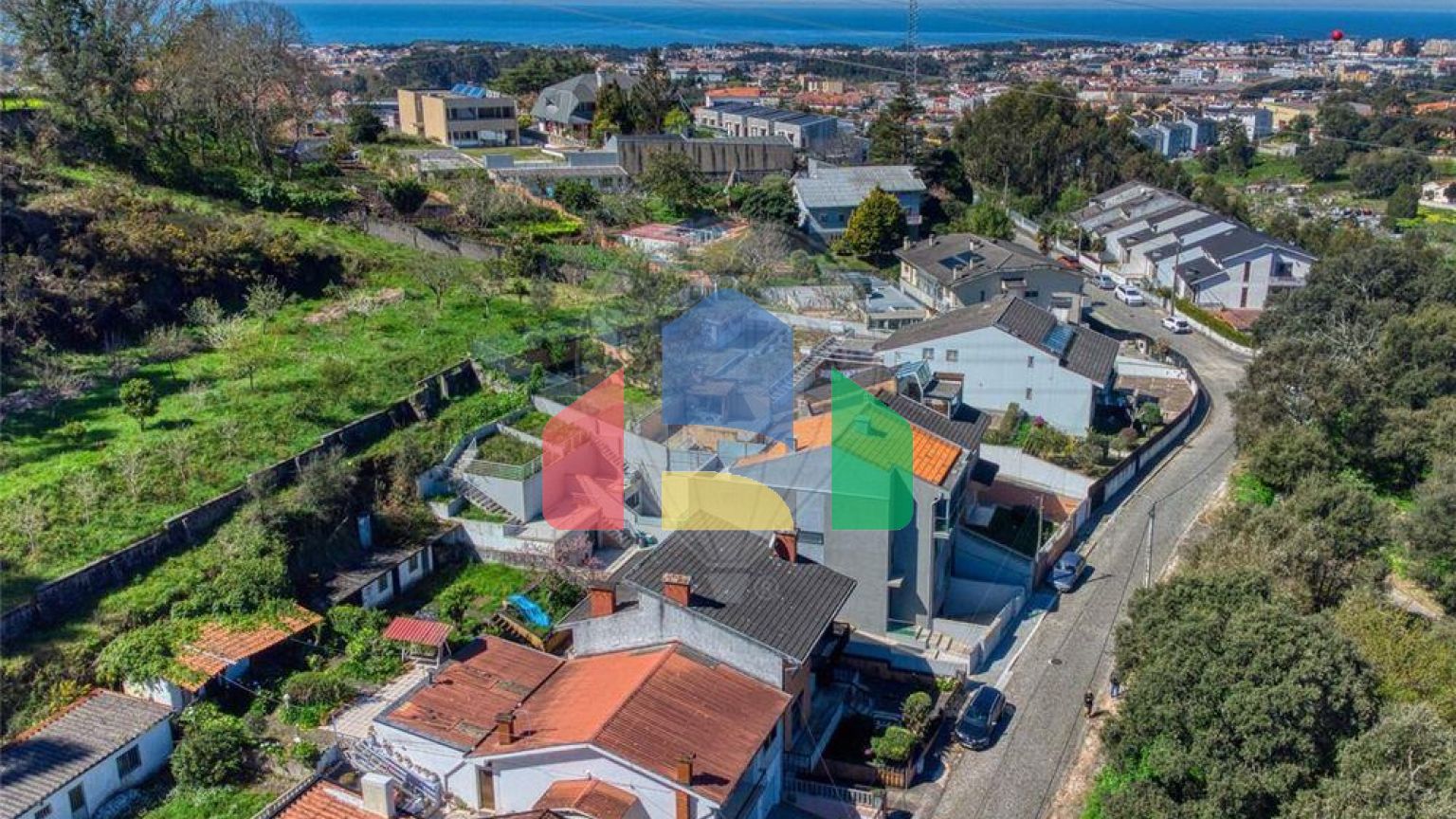 Residential - Single Family Home - T3 - Mafamude e Vilar do Paraíso, Vila Nova de Gaia - PT