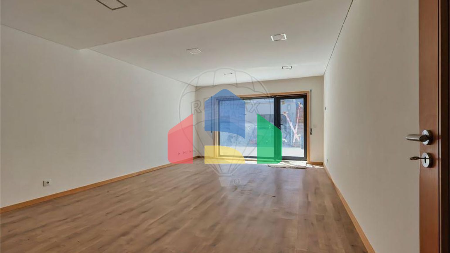 Residential - Single Family Home - T3 - Mafamude e Vilar do Paraíso, Vila Nova de Gaia - PT