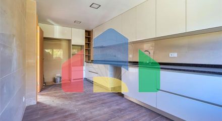 Residential - Single Family Home - T3 - Mafamude e Vilar do Paraíso, Vila Nova de Gaia - PT