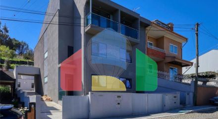 Residential - Single Family Home - T3 - Mafamude e Vilar do Paraíso, Vila Nova de Gaia - PT