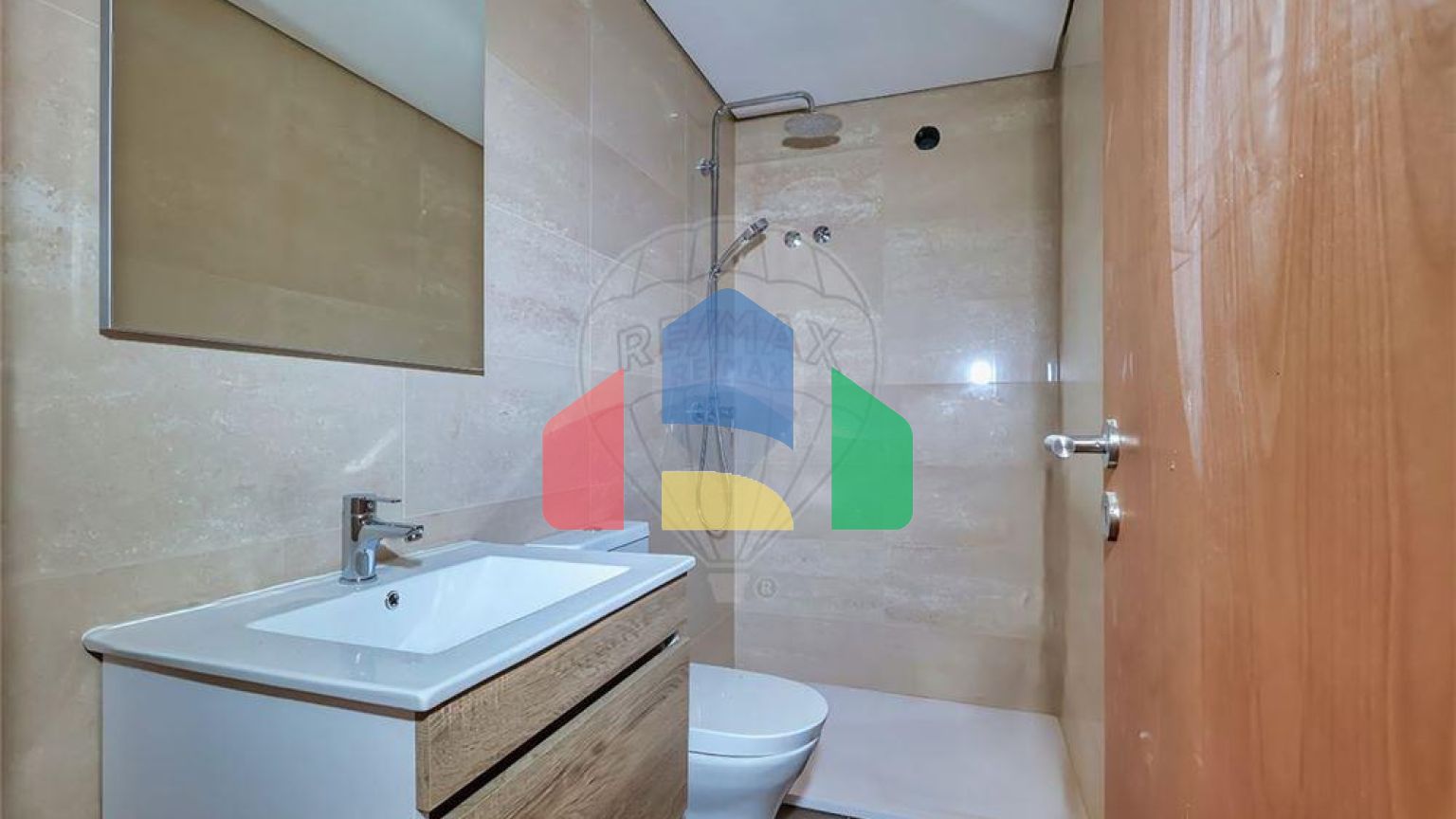 Residential - Single Family Home - T3 - Mafamude e Vilar do Paraíso, Vila Nova de Gaia - PT